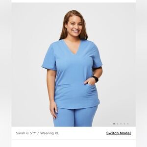 Figs scrub top